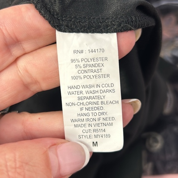 Lavish Sheer Maxi Skirt - Picture 7 of 10